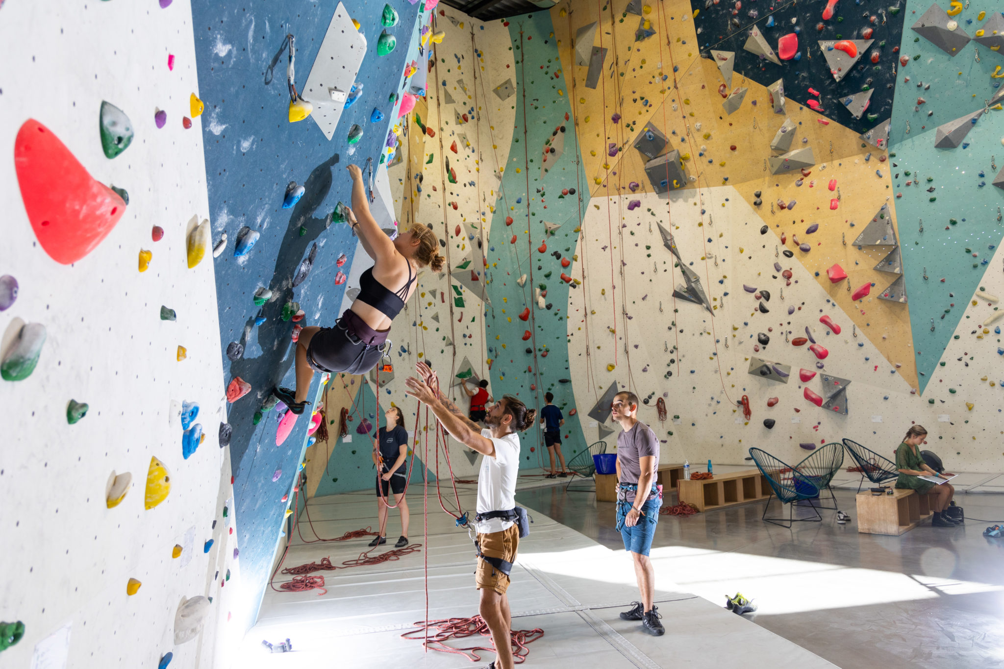 Grimpeurs à Climb Up Lyon Gerland · Photo Climb Up